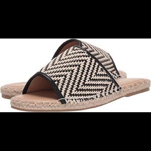 NWOT Report Claude Espadrille Slides